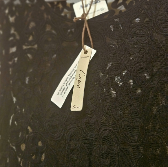 Capri Lace top see threw with embroidery. Pretty-split in back. Med NWT formal - Picture 14 of 16